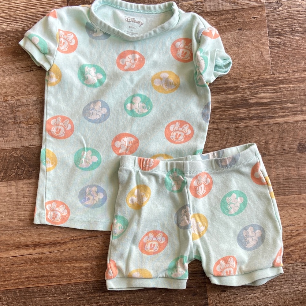 Monica + Andy X Disney Mickey Mouse short sleeve pajama set size 3T